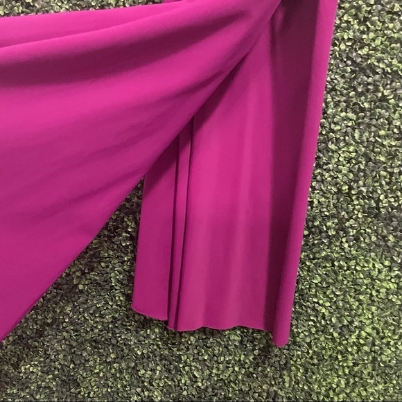 La Petite Robe di Chiara Boni
Purple Back Drape Gown - Picture 3 of 7